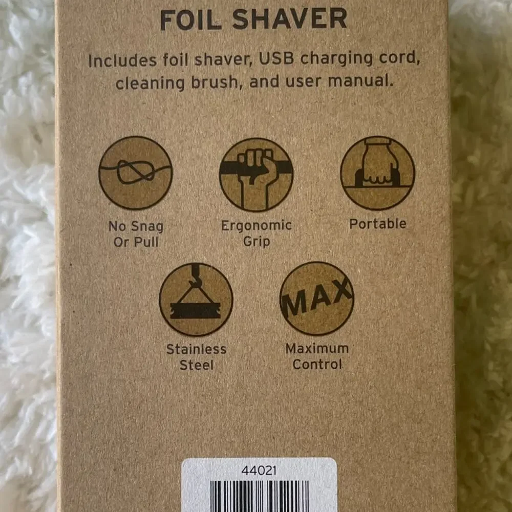 Eddie Bauer Cordless Foil Shaver Rechargeable Grooming Razor Ergonomic Grip NEW